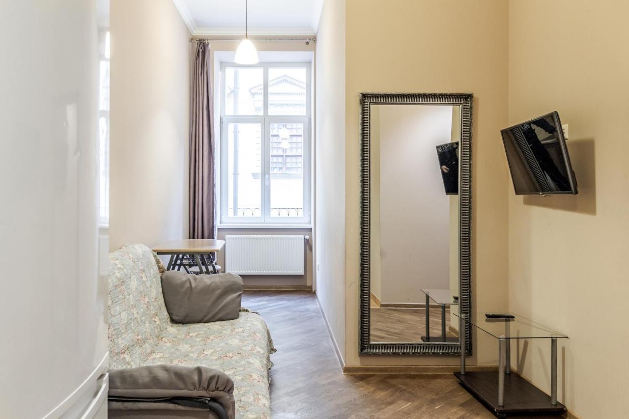 Apartment On Stavropihiiska Street 2 Lwów Zewnętrze zdjęcie