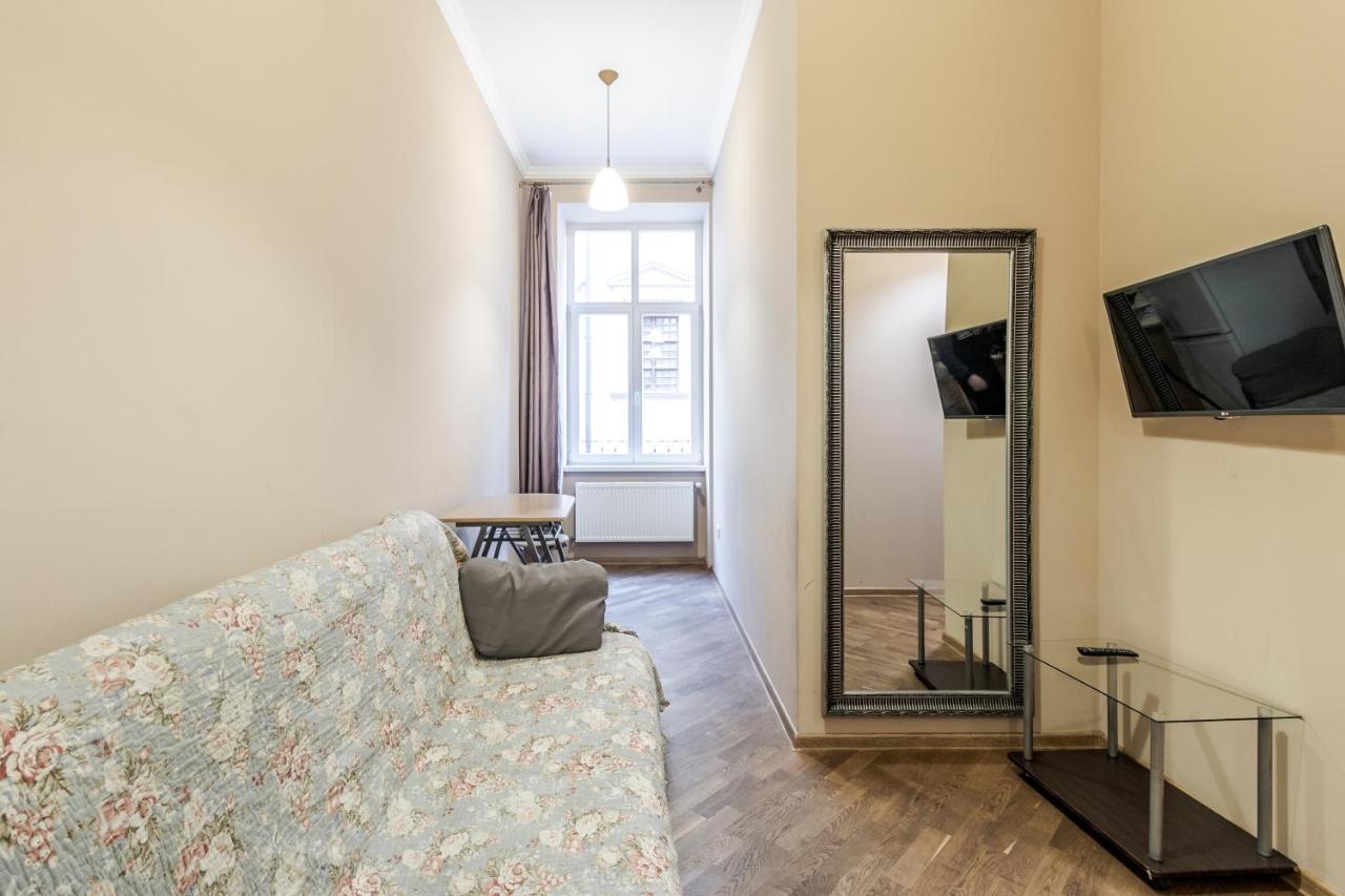 Apartment On Stavropihiiska Street 2 Lwów Zewnętrze zdjęcie
